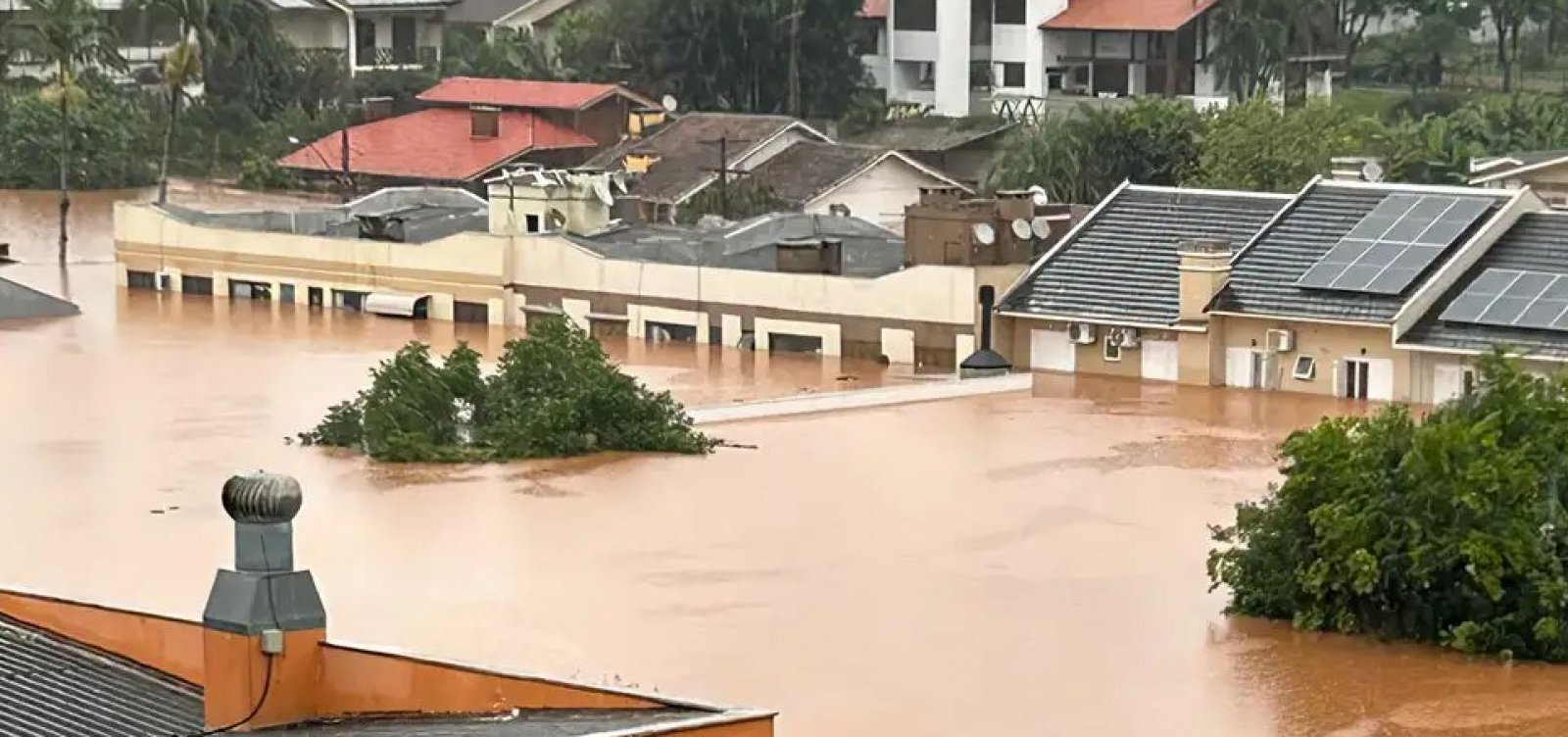 Número de mortes sobe para 83 após fortes chuvas no Rio Grande do Sul