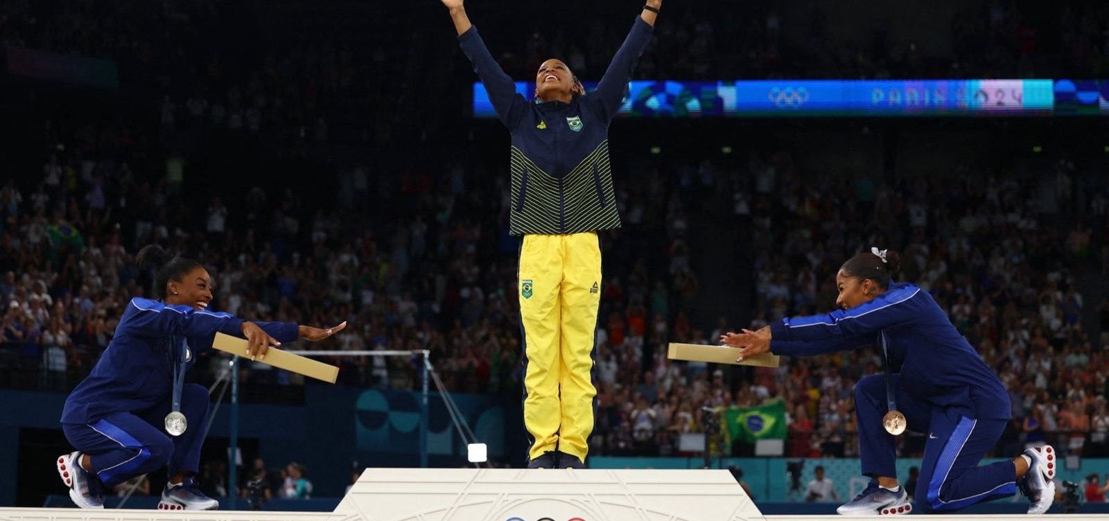 É ouro! Rebeca Andrade brilha no solo e se torna a maior medalhista olímpica brasileira